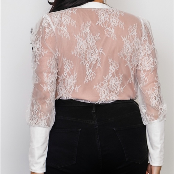 TRENDING ❤️🔥 WHITE V NECK CONTRAST LACE OVERLAY BODYSUIT LAST DAY - Picture 3 of 4